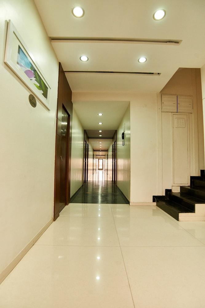 Hotel Sai Mahal Shirdi Εξωτερικό φωτογραφία