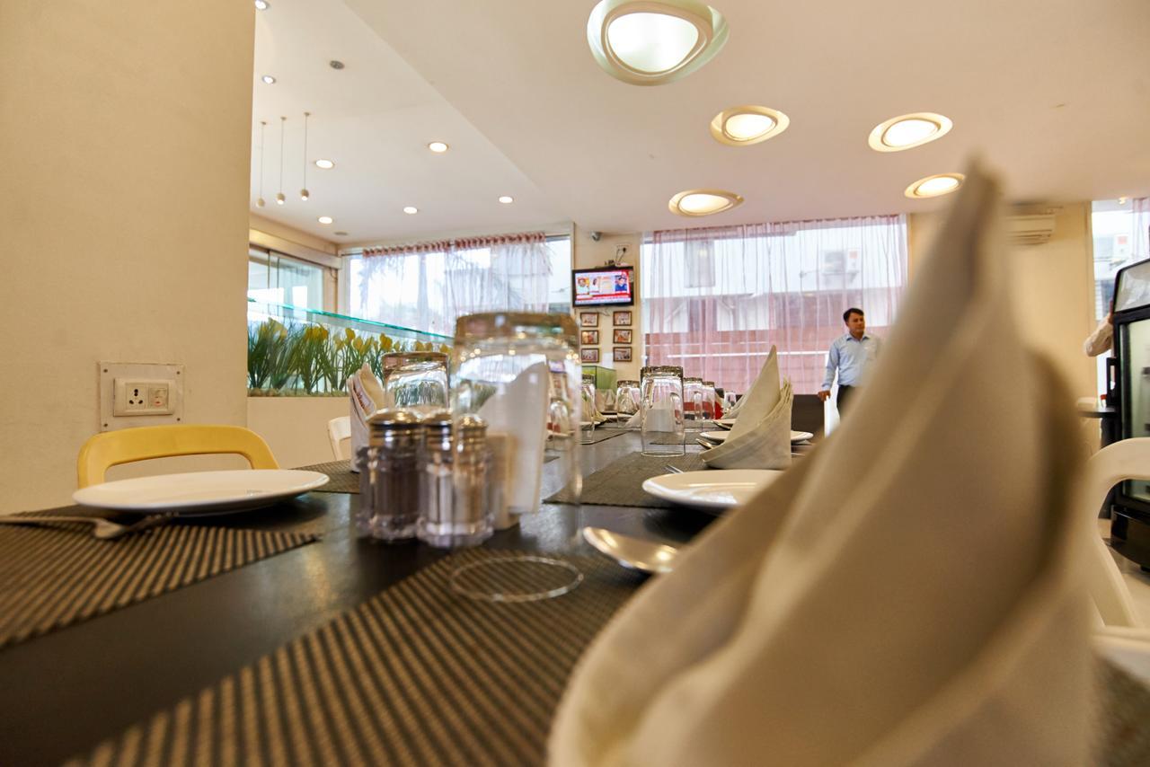Hotel Sai Mahal Shirdi Εξωτερικό φωτογραφία
